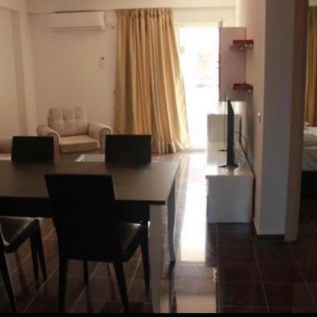 Fishta Hotel & Apartments Velipojë Екстериор снимка