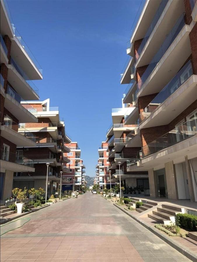 Fishta Hotel & Apartments Velipojë Екстериор снимка