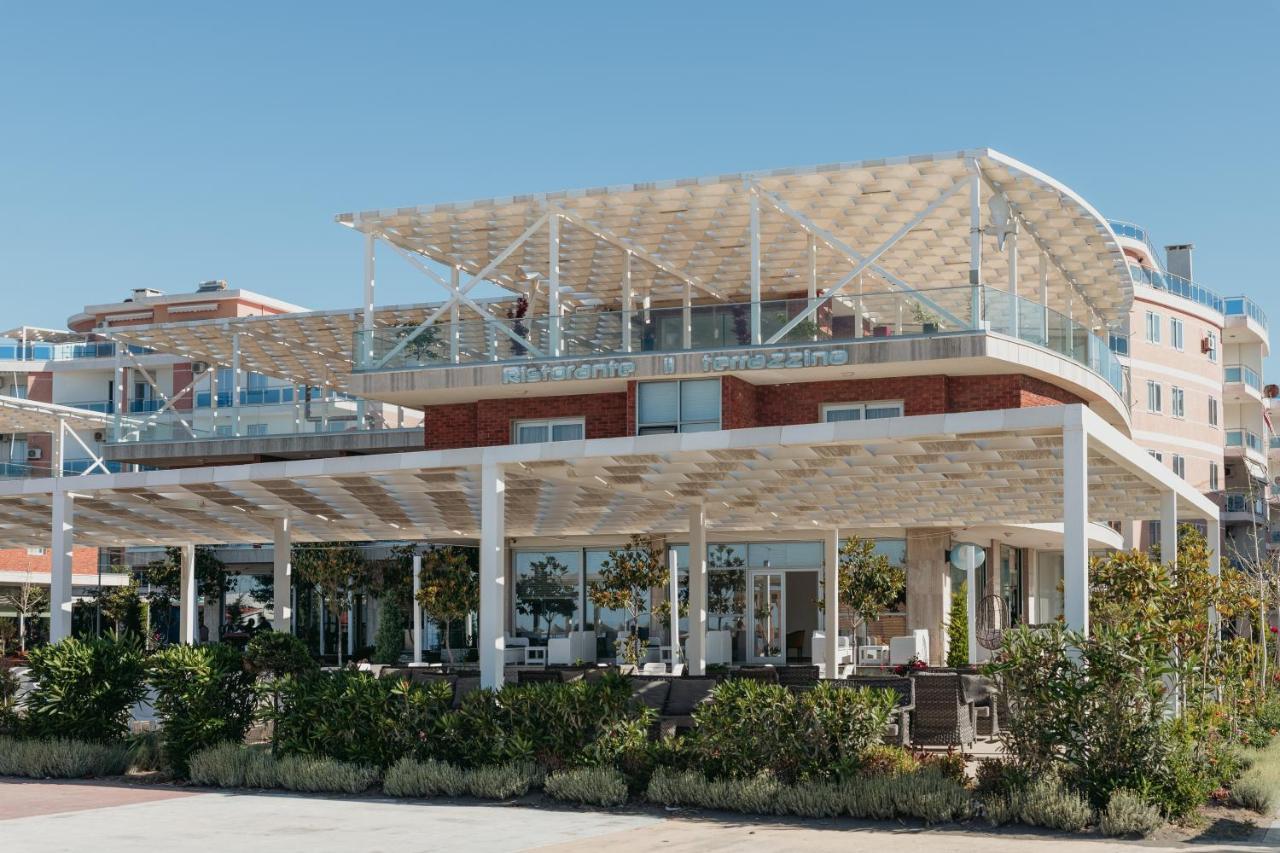 Fishta Hotel & Apartments Velipojë Екстериор снимка